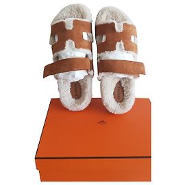 Hermès Cyprus Sandales Nubuck Hazelnut Hazelnut Caramel Flesh