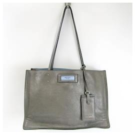 Prada Etiquette Gris