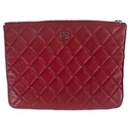 Chanel-Clauch-Rouge