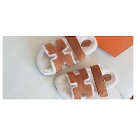 Hermès-HERMES CYPRUS FOURRE-Hazelnut,Caramel,Flesh