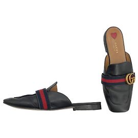 Gucci Peyton mules in black leather with Gs Black