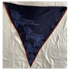 Hermès-Triângulo gigante Hermes-Azul marinho