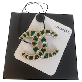Chanel-Chanel Broche Colecionador de ouro , Novo em folha!!-Verde,Gold hardware