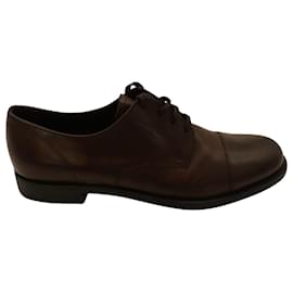 Prada-Zapatos Oxford con cordones en cuero marrón Prada Cap Toe-Castaño