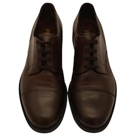 Prada-Zapatos Oxford con cordones en cuero marrón Prada Cap Toe-Castaño