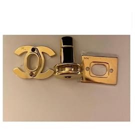 Chanel-FECHO ORIGINAL CHANEL CC ( BOLSA CLÁSSICA ) Hardware de ouro-Gold hardware