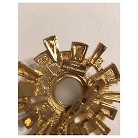 Paco Rabanne-Paco Rabanne golden vintage brooch-White,Golden