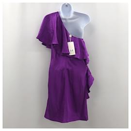 Halston Heritage-Vestido morado de un solo hombro EE. UU. 4 pero generoso-Púrpura