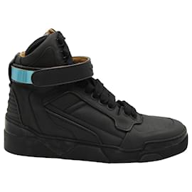 Givenchy-Givenchy High Top Sneakers in Black Leather-Black