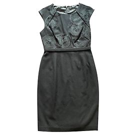 Ärmelloses Elie Tahari Kleid aus schwarzer Wolle Schwarz