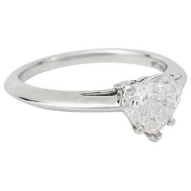 Tiffany & Co-Tiffany & Co anel. em platina e diamante 1,02 ct.-Outro