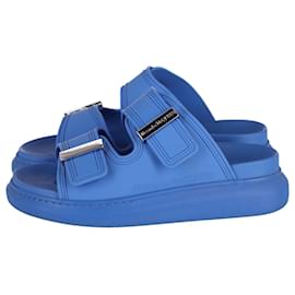 Alexander Mcqueen-Alexander Mcqueen Saddle Slides in Blue Rubber-Blue
