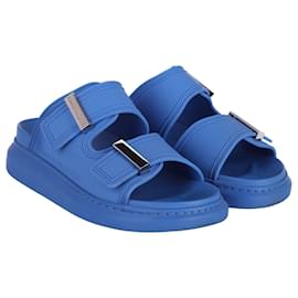 Alexander Mcqueen-Alexander Mcqueen Saddle Slides in Blue Rubber-Blue