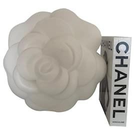 Chanel-Camelia gigante di Chanel ,  Oggetto da collezione, raro-Bianco