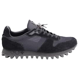 Louis Vuitton-Louis Vuitton Runner Sneakers in Black Suede-Black