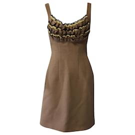 Prada-Vestido sin mangas con volantes y cuentas de Prada en lana marrón nude-Castaño