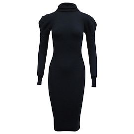 Iris & Ink Geripptes Strickkleid mit Rollkragen aus marineblauer Viskose Marineblau