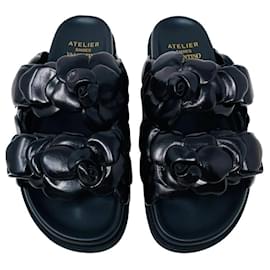 Valentino Garavani-Slide-Sandale mit fussbett Atelier Shoes Valentino Garavani 03-Schwarz