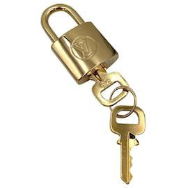 Louis Vuitton-Louis Vuitton padlock 323 GOLD-Golden
