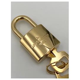 Louis Vuitton-Louis Vuitton padlock 323 GOLD-Golden