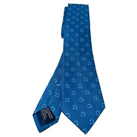 cravate salvatore ferragamo nouvelle collection Bleu