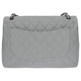 Chanel-Majestic and Splendid Chanel Timeless Maxi Jumbo handbag with lined flap in gray quilted caviar leather, Garniture en métal argenté-Grey