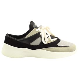 Fear Of God Essentials Baskets Dos Nues Distance en Daim Noir Noir