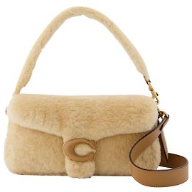 Coach Tabby de travesseiro de shearling 26 em bege Bege