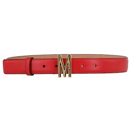 Moschino Ledergürtel mit M-Plakette Rot
