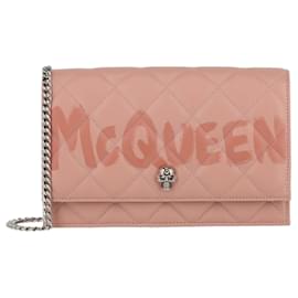 Alexander Mcqueen-Alexander McQueen Medium Skull Quilted Shoulder Bag-Pink