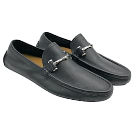 Gucci-Gucci loafers in black grained leather with silver buckle-Black