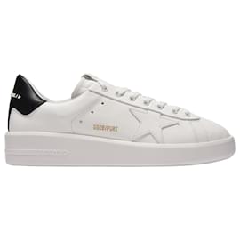 Golden Goose Deluxe Brand-Pure Star Baskets in White and Black Leather-White