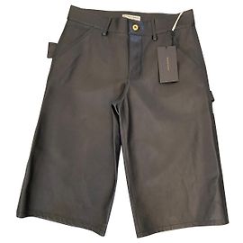 Bottega Veneta Cropped shorts Black