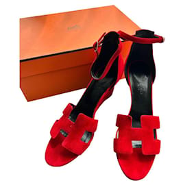 Hermès-Sandália de cunha Hermès Legend no clássico vermelho Hermès 38.5-Vermelho