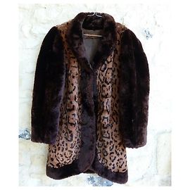 Yves Saint Laurent Cappotti, Cappotti Marrone