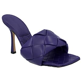 Bottega Veneta-Bottega Veneta Mujeres Lido Padded Mule in piel de cordero violeta-Púrpura