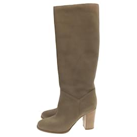 Chanel-Boots-Beige