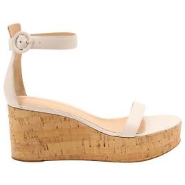 Sandália Gianvito Rossi Portofino em Couro Branco Branco