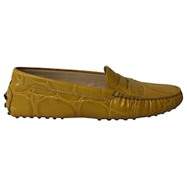 Tod's-Tod's Croc Embossed Driving Shoes in Yellow Leather -Yellow
