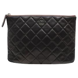 Chanel-Chanel Classic Pouch in Brown Lambskin Leather-Brown