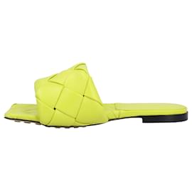 Bottega Veneta-Bottega Veneta Women Lido Flat Sandal in yellow lambskin-Yellow