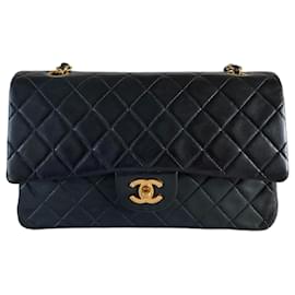 Chanel-Chanel classic lined flap medium lambskin gold hardware timeless-Black