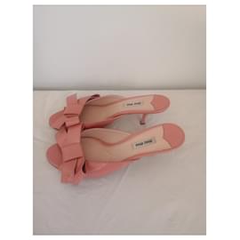 Miu Miu-Des sandales-Rose