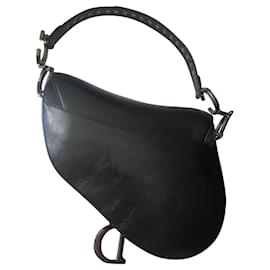 Dior-Silla de montar de piel de cordero negra bordada con tachuelas.-Negro