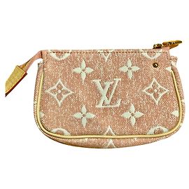 Louis Vuitton Micro Accessoires clutch bag Pink