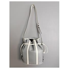 Second hand Lancel Handbags - Joli Closet