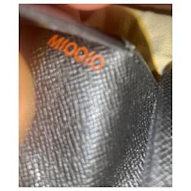 Louis Vuitton-Tresor-Black