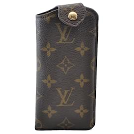 Louis Vuitton-LOUIS VUITTON Monogramm Etui A Lunettes PM Brillenetui M.66545 LV Auth am2266S-Andere