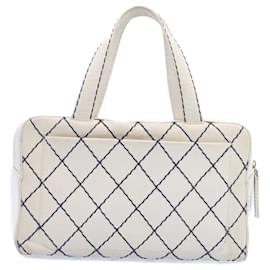 Chanel-CHANEL Wild Stitch Hand Bag White CC Auth am1698ga-White