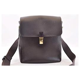 Louis Vuitton-LOUIS VUITTON Taiga Leather Yalanga Taiga Shoulder Bag Acajou M30826 Auth am708S-Other